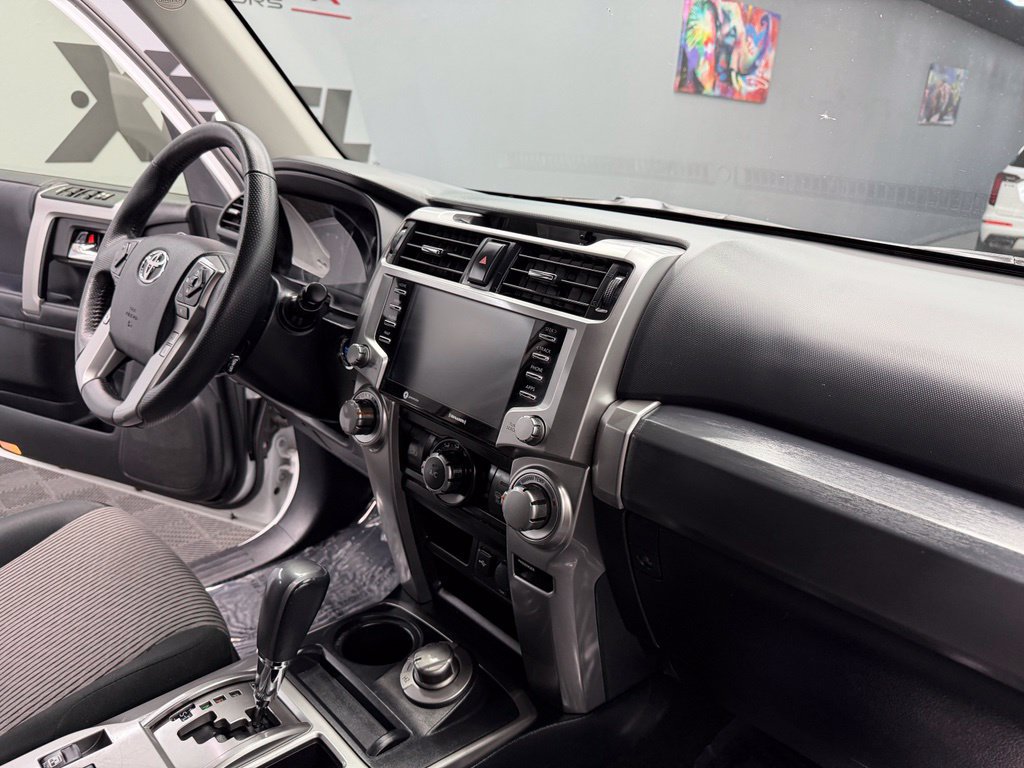 Used 2024 Toyota 4Runner SR5 AWD/4WD image 49