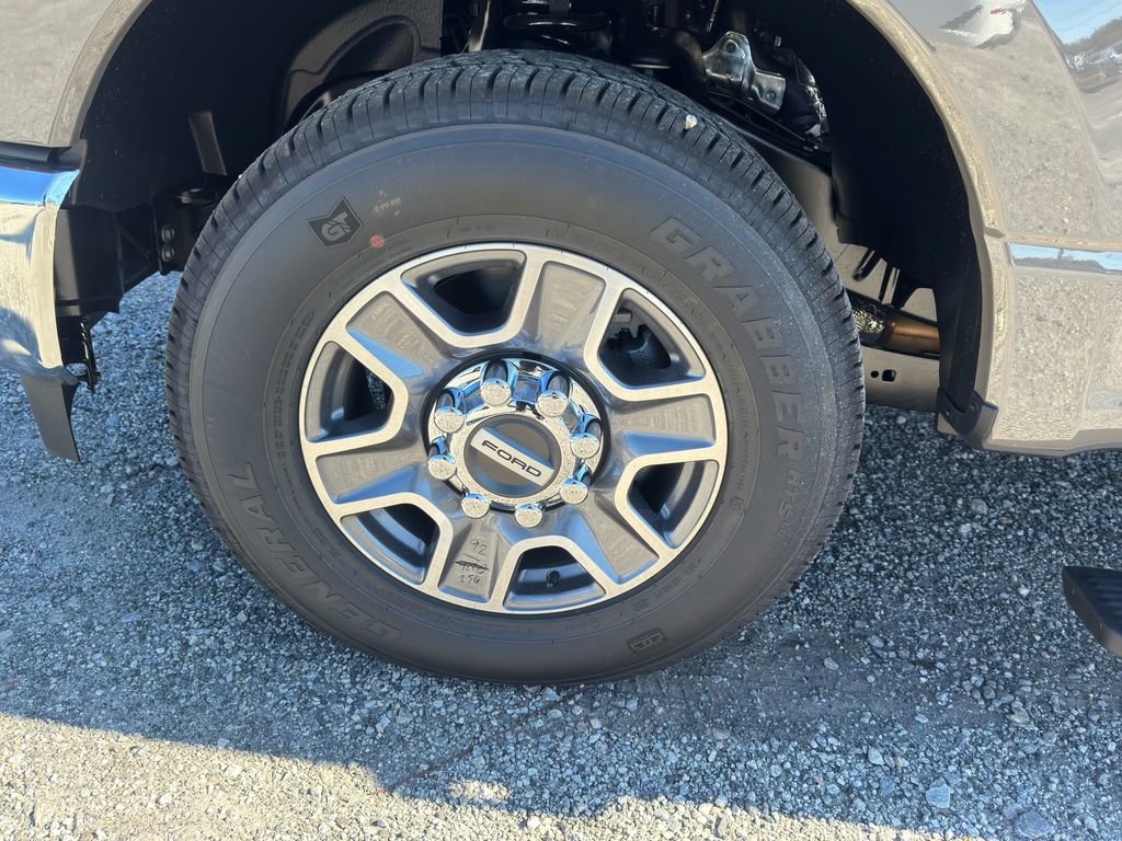 New 2026 Ford F350 Lariat image 7