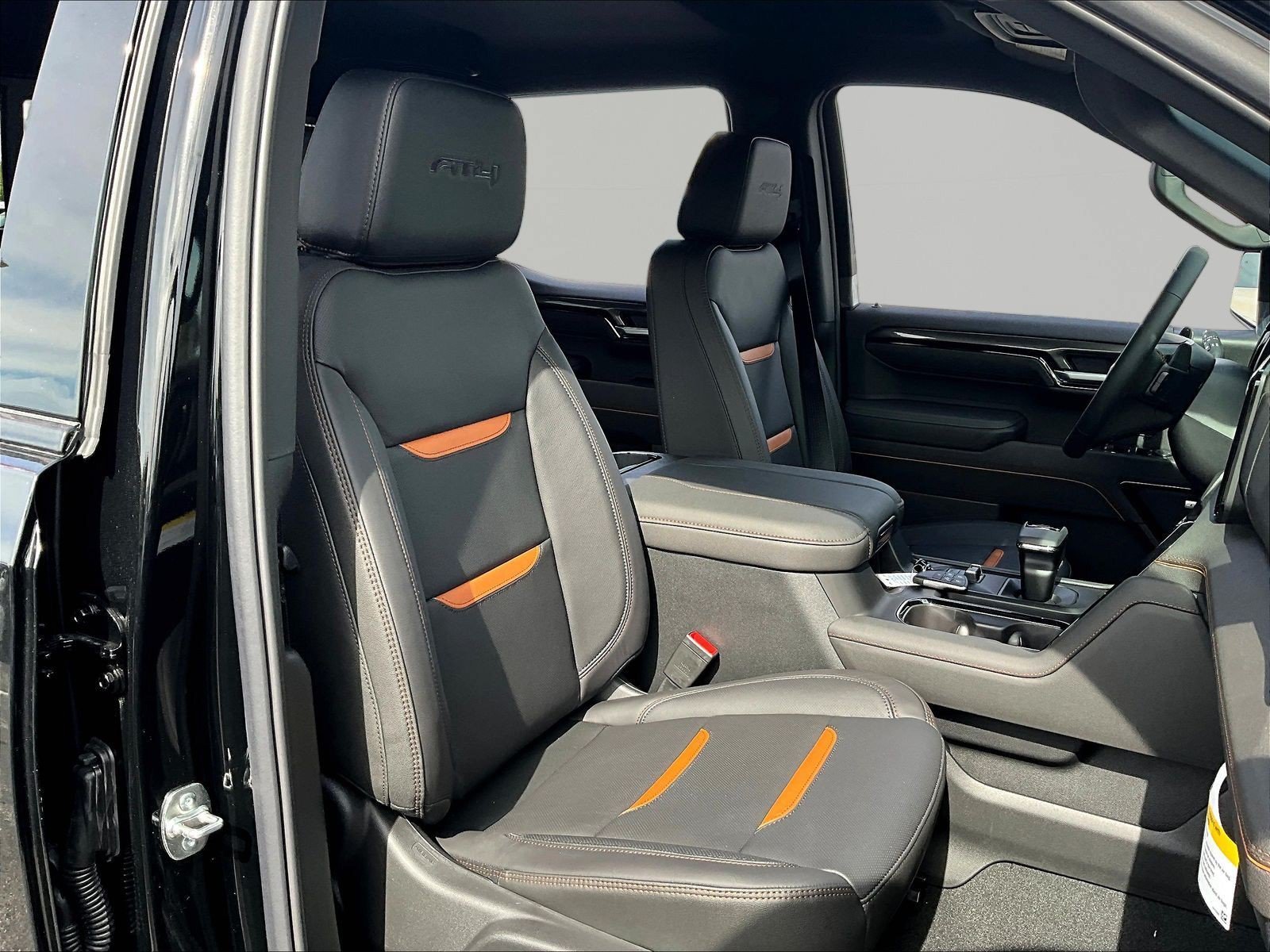 New 2026 GMC Sierra 1500 AT4 w/ AT4 Premium Package AWD/4WD image 18