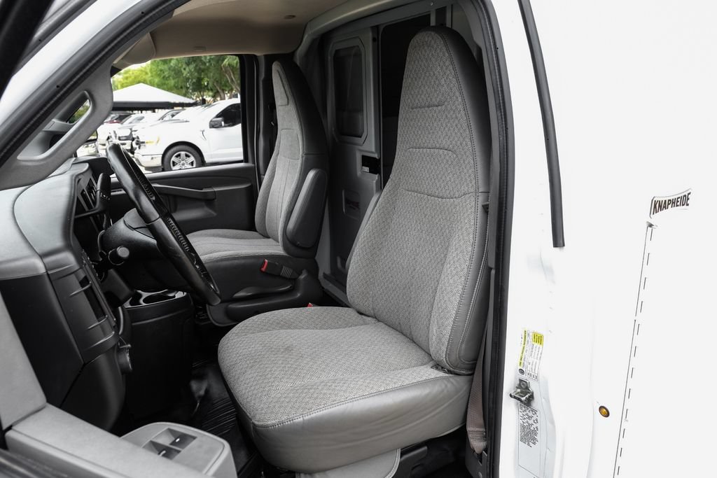 Used 2021 Chevrolet Express 3500 w/ Power Convenience Package RWD image 32