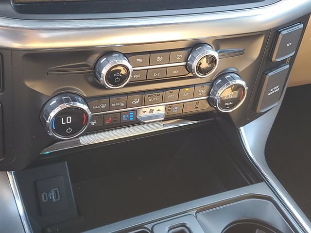 Used 2021 Ford F150 Lariat w/ Equipment Group 502A High AWD/4WD image 27