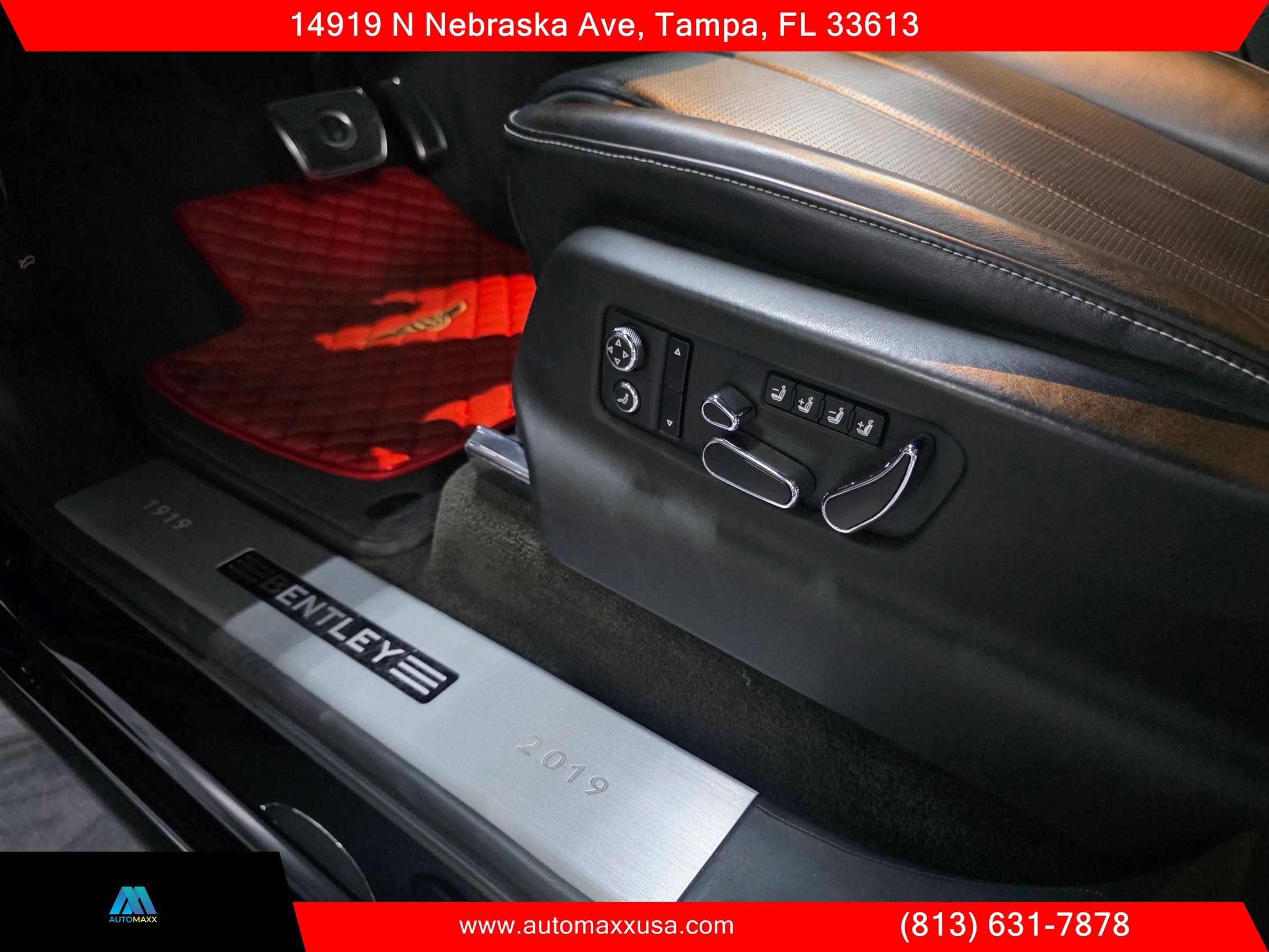 Used 2020 Bentley Bentayga Design Series AWD/4WD image 39