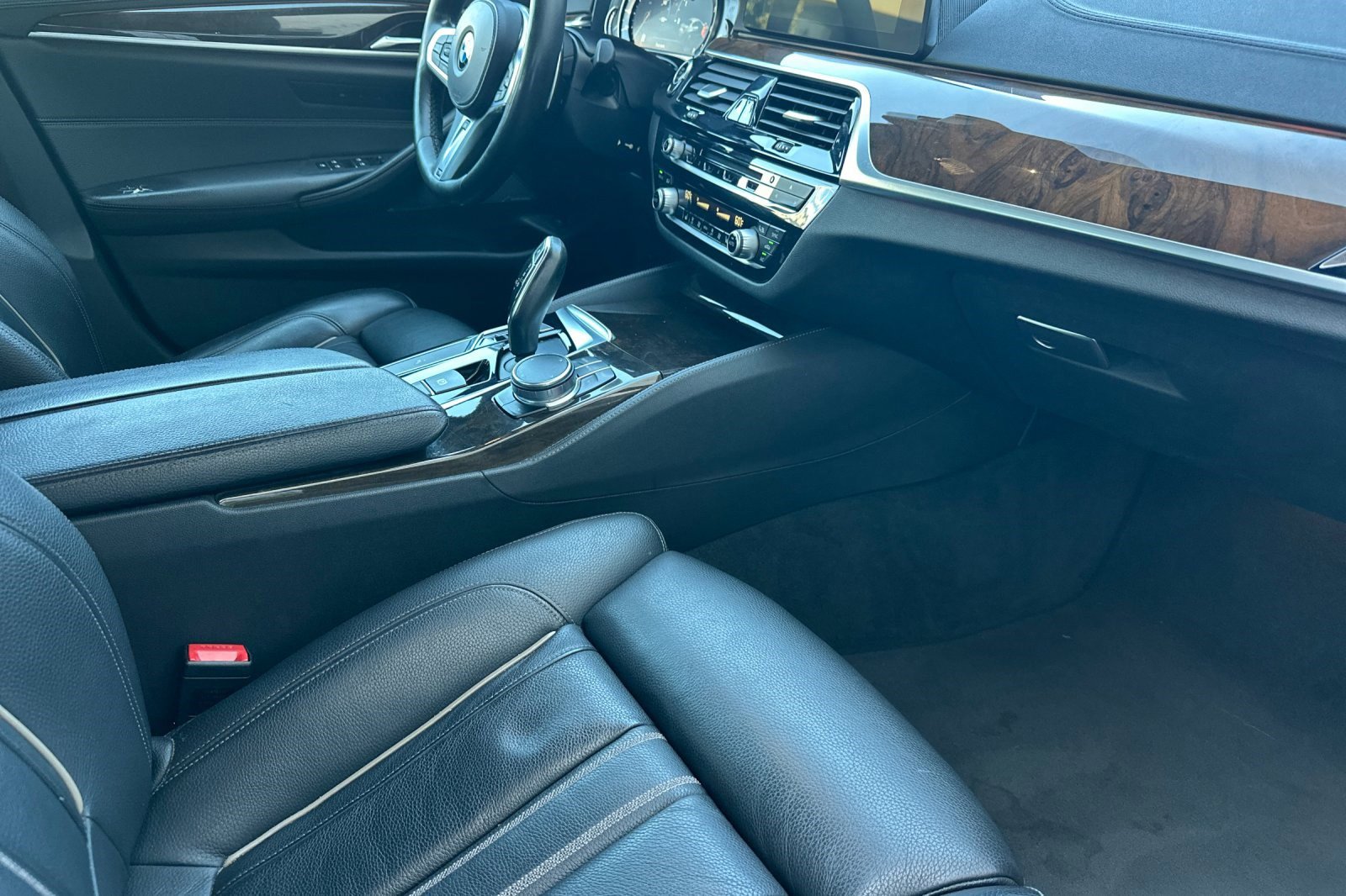 Used 2018 BMW 530i image 19