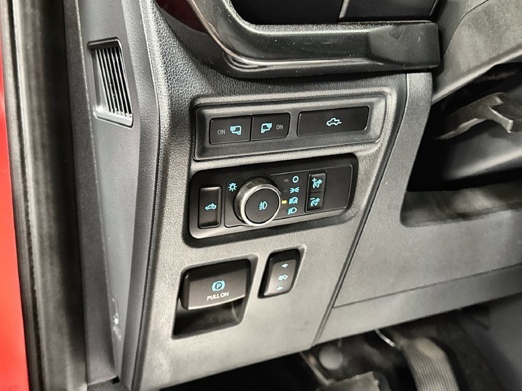 Used 2022 Ford F150 XLT w/ Equipment Group 302A High AWD/4WD image 16