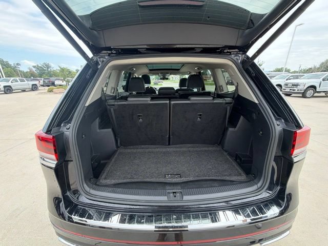 Used 2024 Volkswagen Atlas SEL Premium R-Line AWD/4WD image 27