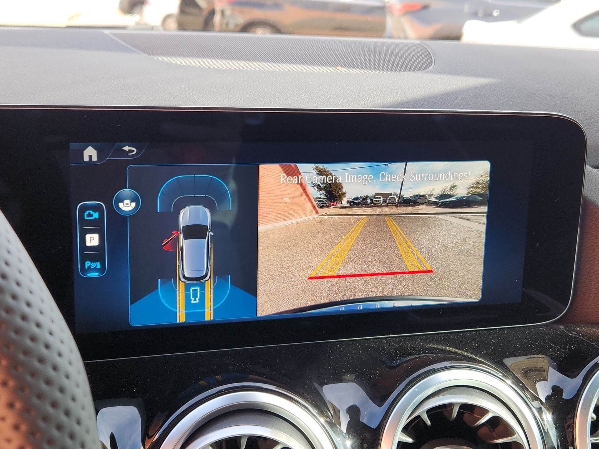 New 2025 Mercedes-Benz GLA 250 4MATIC image 18