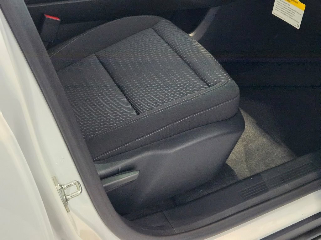New 2026 Chevrolet Equinox LT FWD image 7