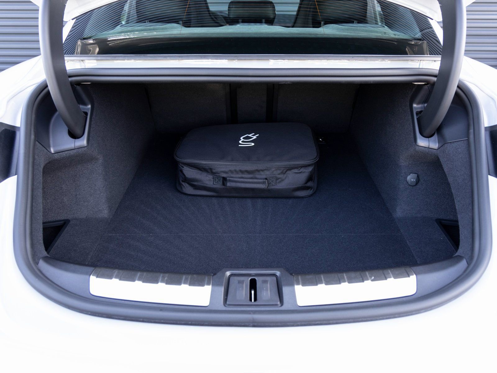 Used 2025 Porsche Taycan GTS image 28