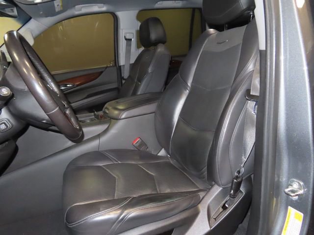 Used 2019 Cadillac Escalade Luxury image 20