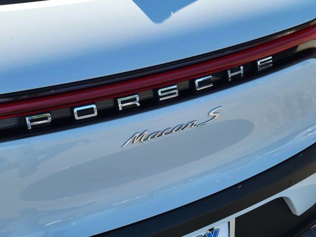 Used 2021 Porsche Macan S AWD/4WD image 7
