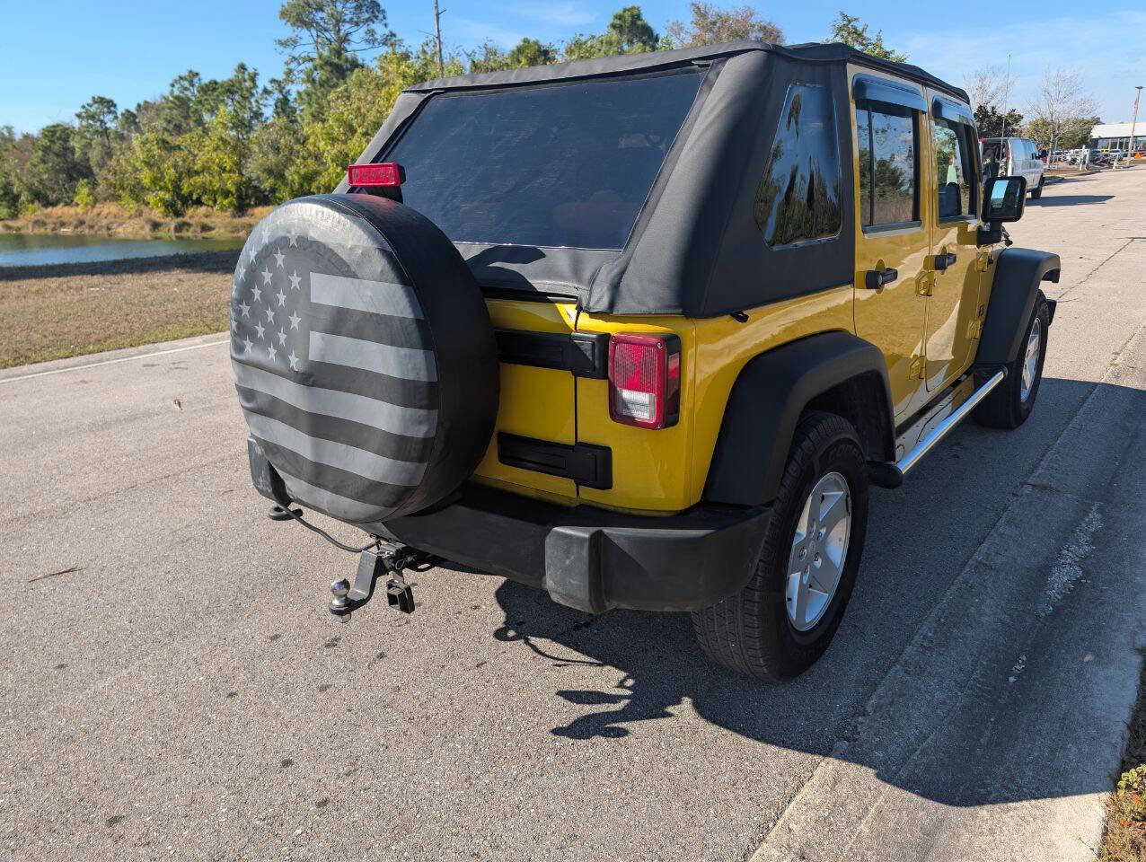 Used 2009 Jeep Wrangler Unlimited X image 6