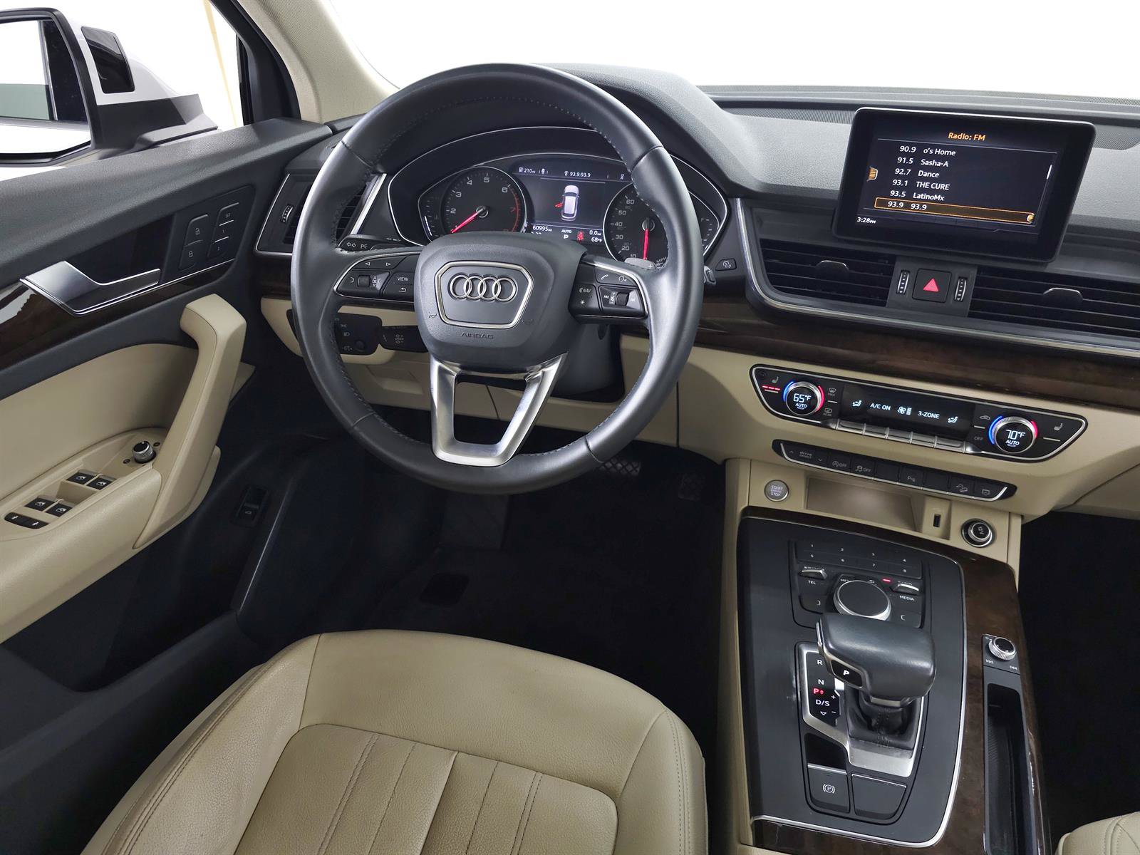 Used 2020 Audi Q5 2.0T Premium w/ Convenience Package AWD/4WD image 16