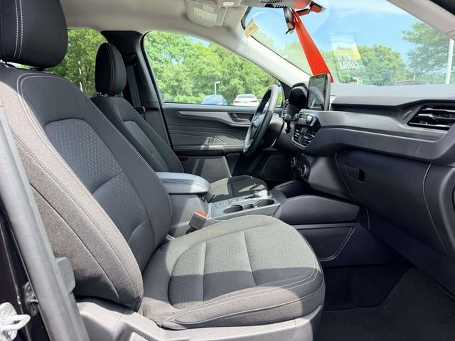 Used 2025 Ford Escape Active AWD/4WD image 10