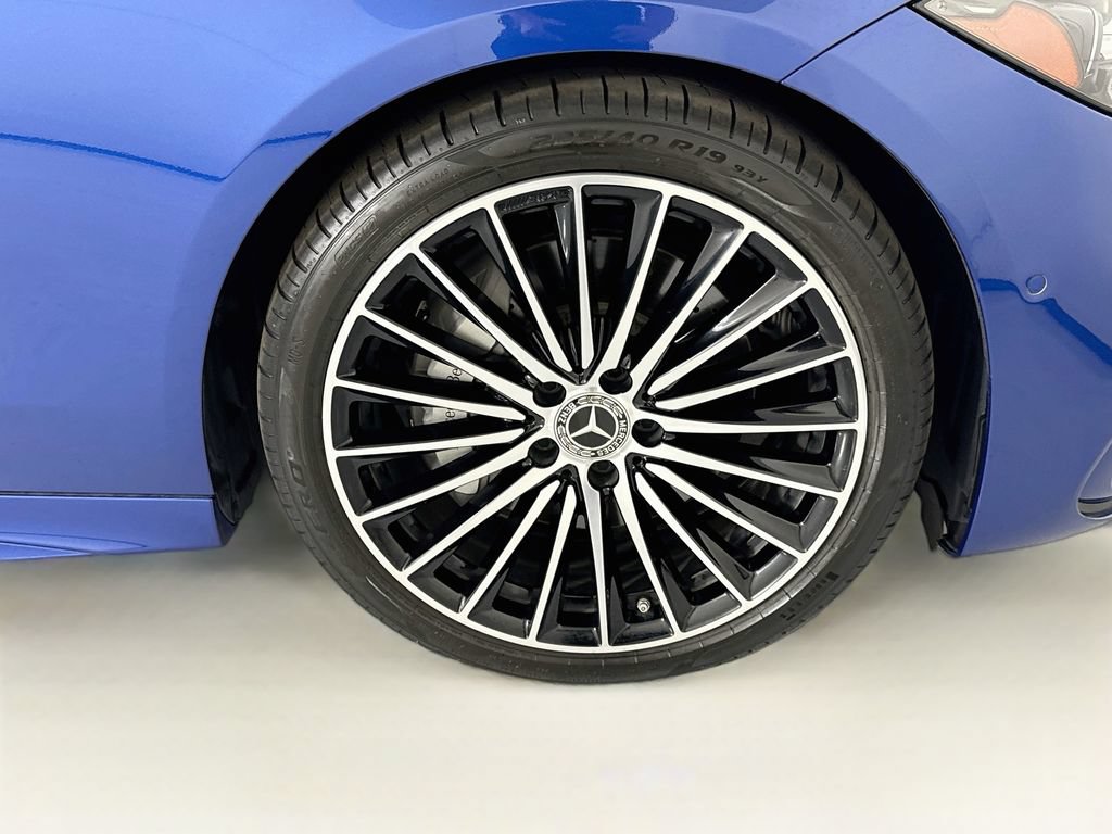 Used 2025 Mercedes-Benz C 300 Sedan image 32