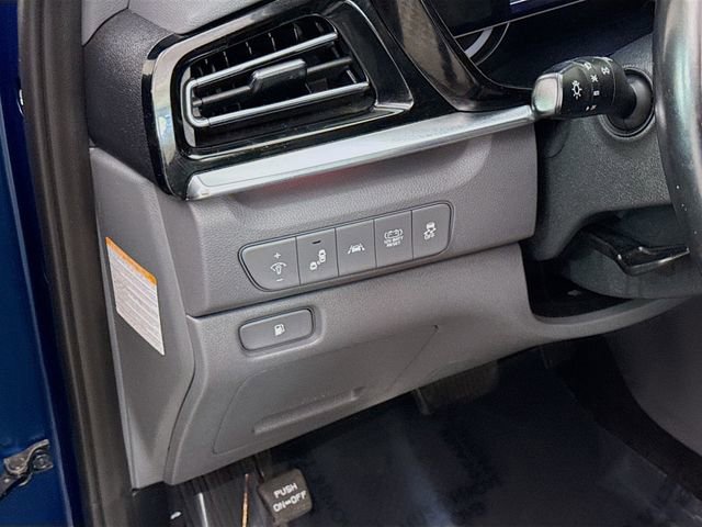 Used 2022 Kia Niro LXS image 10