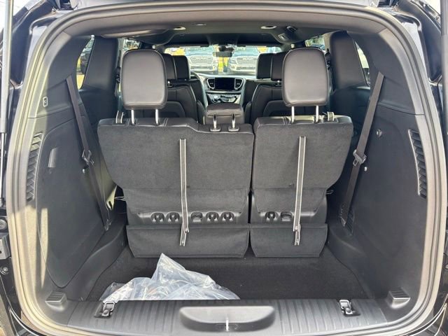New 2026 Chrysler Voyager LX image 11