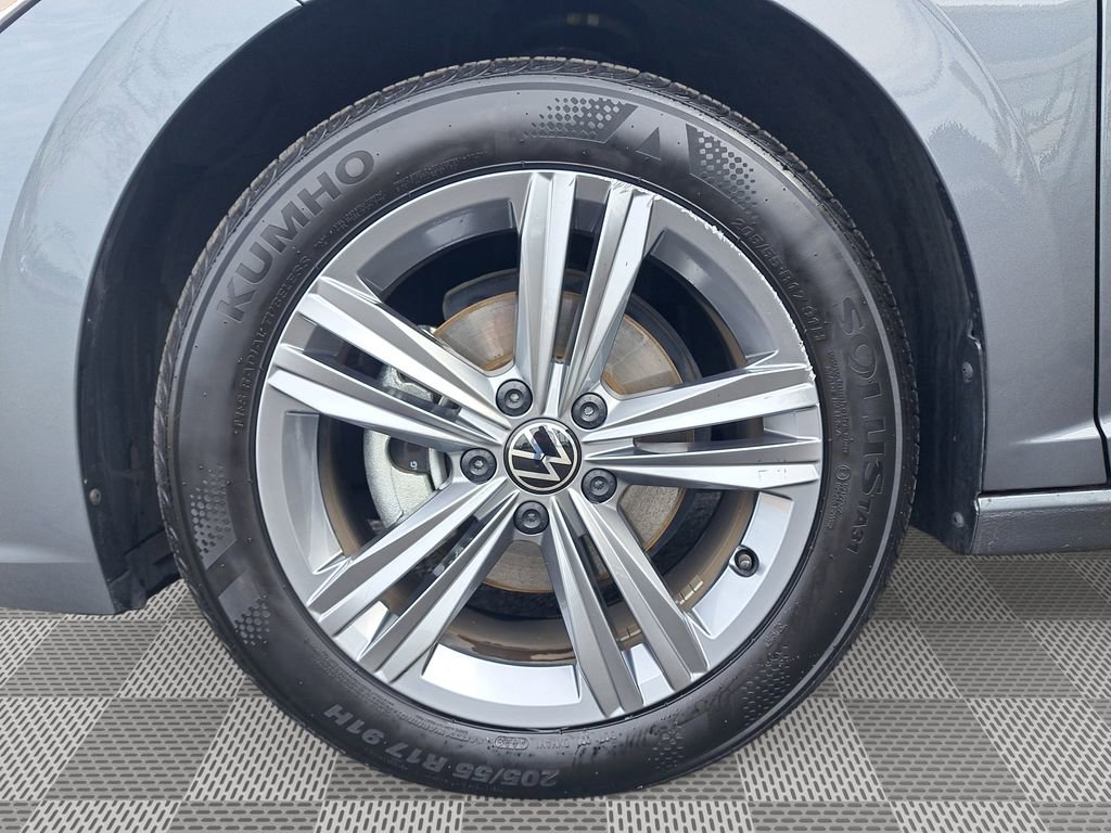 Used 2024 Volkswagen Jetta SE image 10