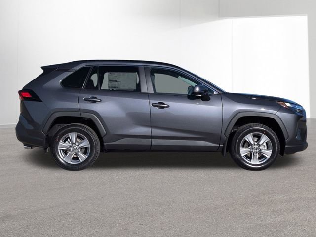 New 2025 Toyota RAV4 XLE image 4