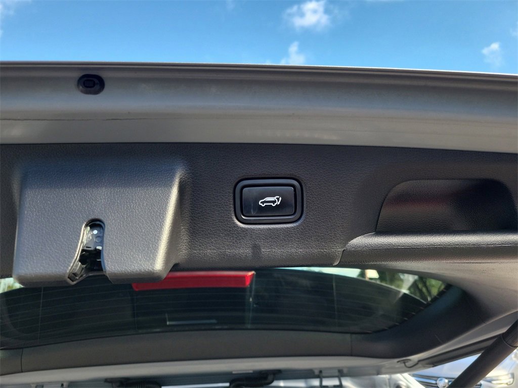 Used 2020 Hyundai Palisade Limited image 12