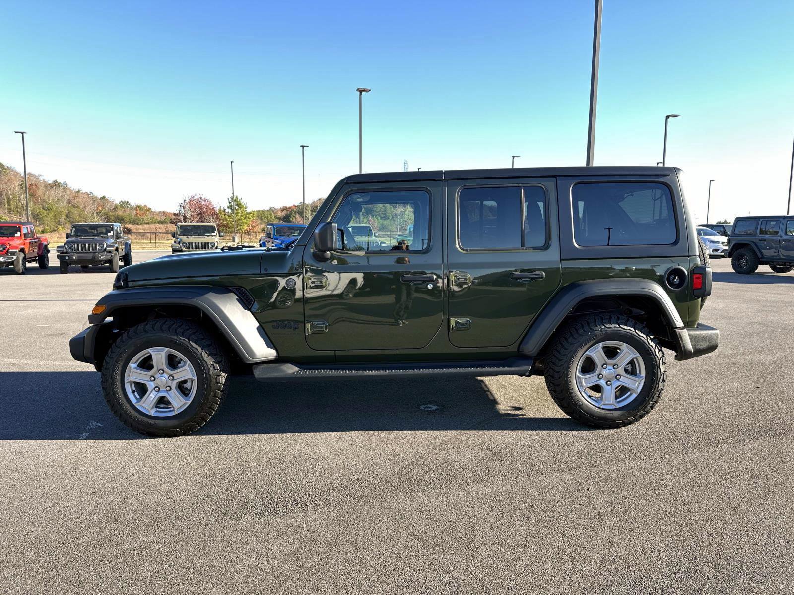 Certified 2023 Jeep Wrangler Sport S image 7