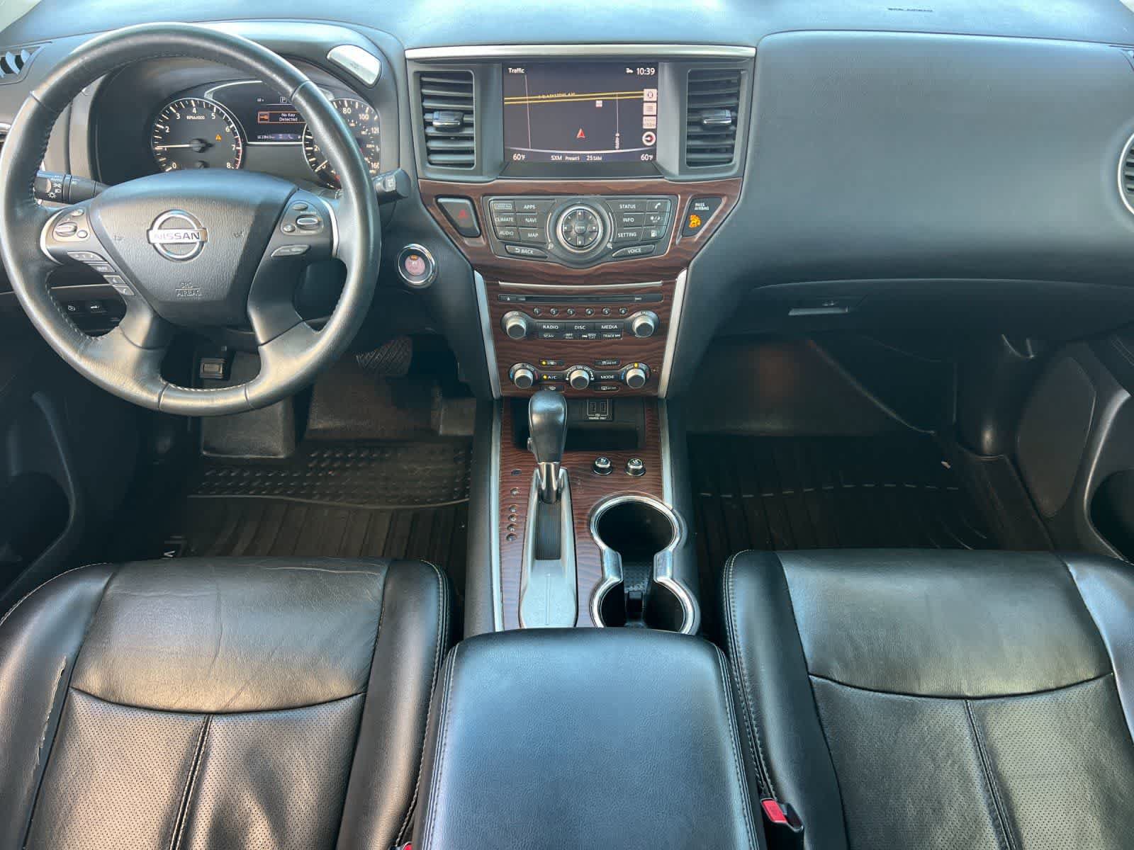 Used 2018 Nissan Pathfinder Platinum FWD video 4