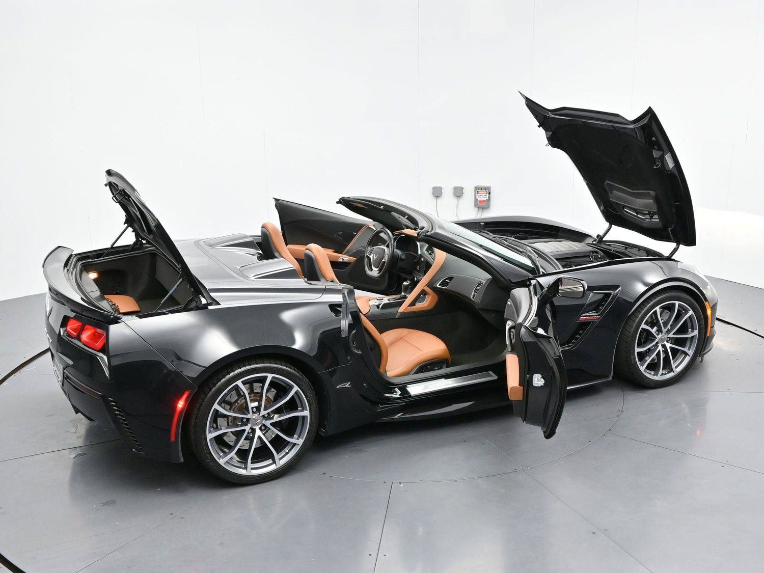 Used 2019 Chevrolet Corvette Grand Sport RWD image 39