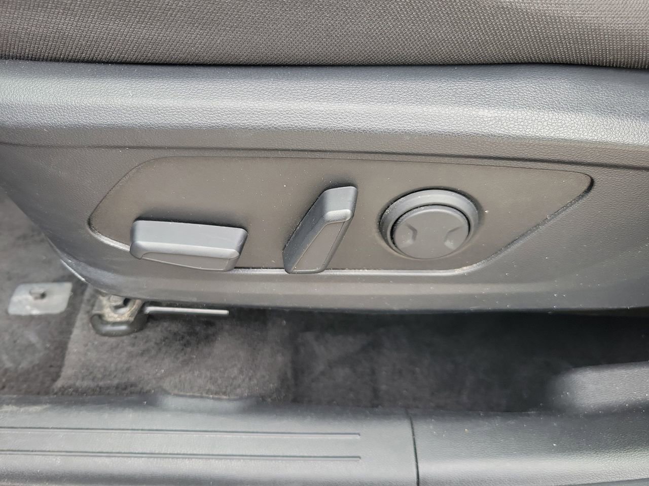 Used 2025 Hyundai Tucson SEL FWD image 25