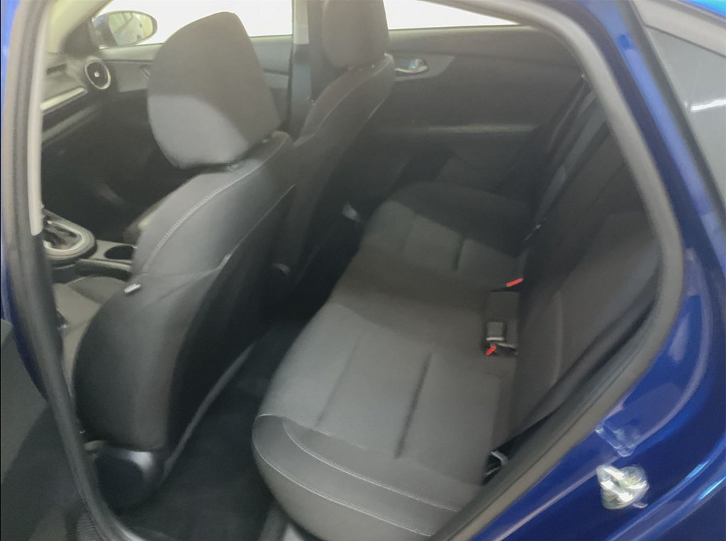 Used 2021 Kia Forte LXS FWD image 9