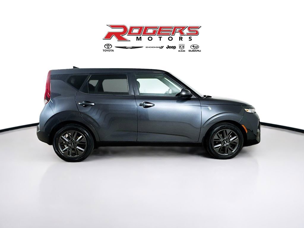 Used 2021 Kia Soul EX FWD image 9