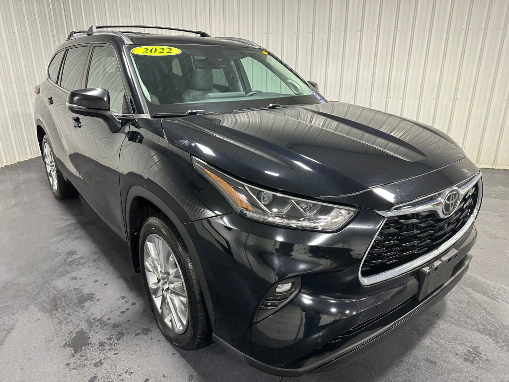 Used 2022 Toyota Highlander Limited AWD/4WD video 2