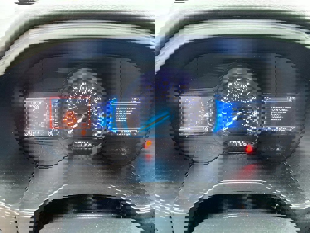 Used 2024 Ford Edge SEL w/ Convenience Package image 18