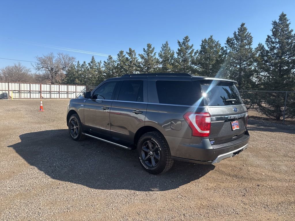 Used 2021 Ford Expedition XLT image 4