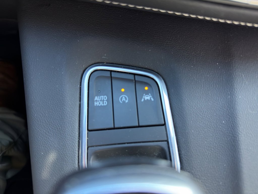 Used 2021 Cadillac Escalade ESV Sport w/ Driver Assist Tech Package image 33