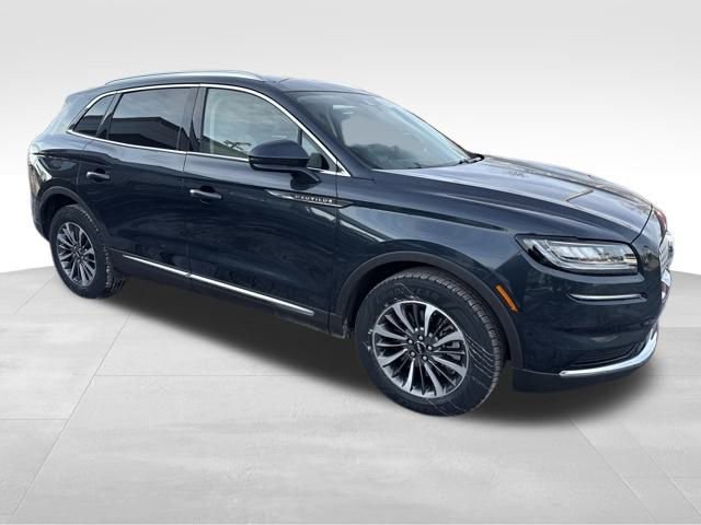 Certified 2023 Lincoln Nautilus AWD w/ Premium Package image 10