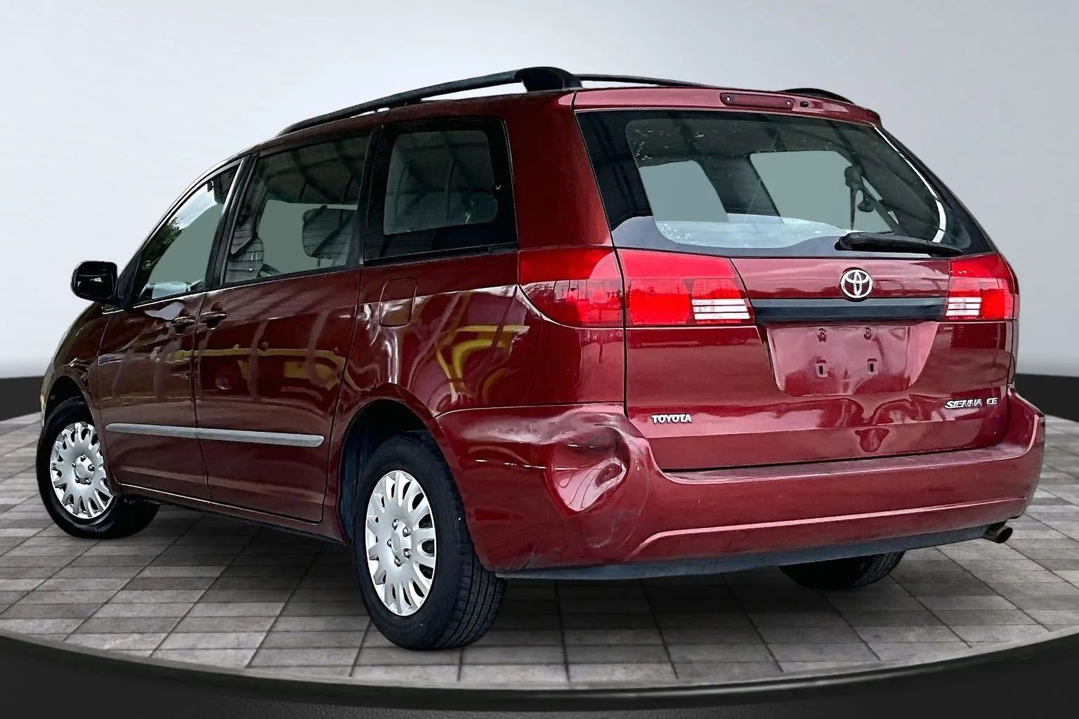 Used 2004 Toyota Sienna FWD image 4