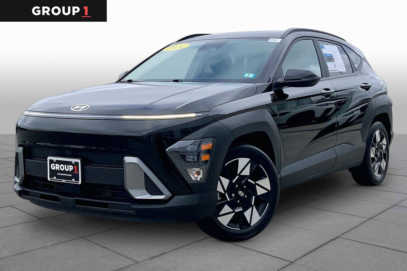 Used 2024 Hyundai Kona SEL FWD image 1