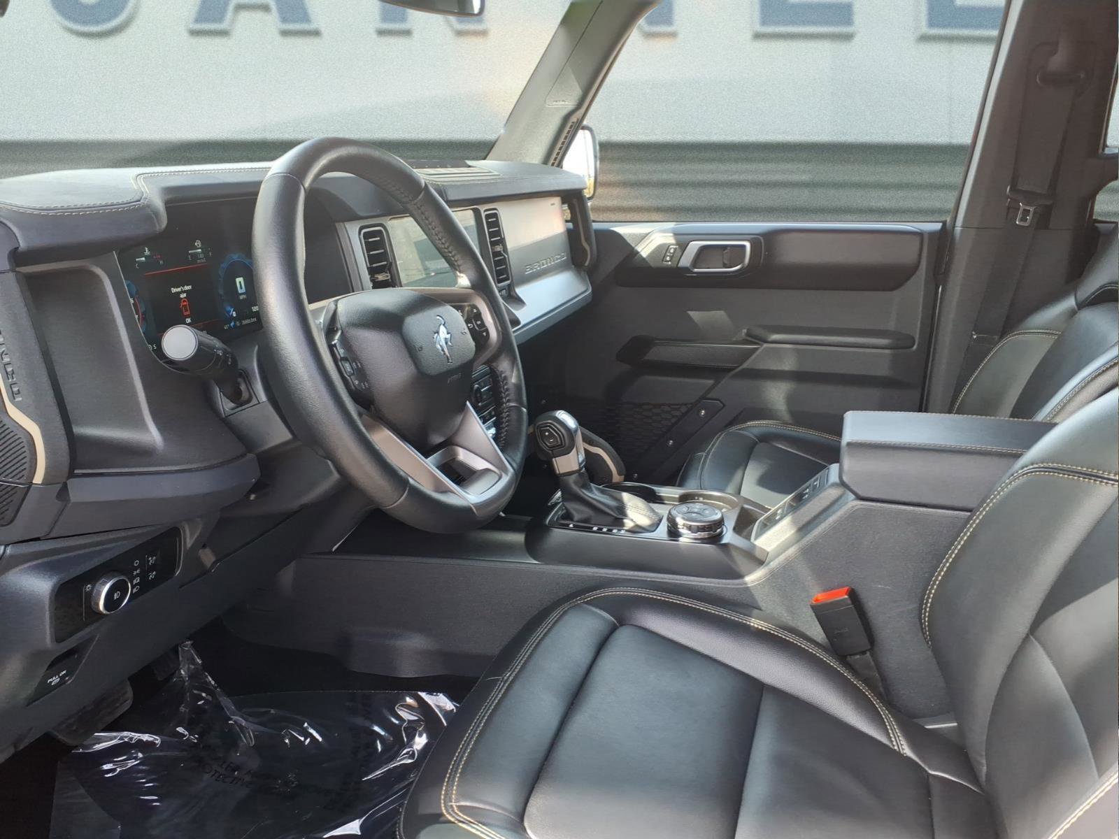 Used 2025 Ford Bronco Badlands AWD/4WD image 15