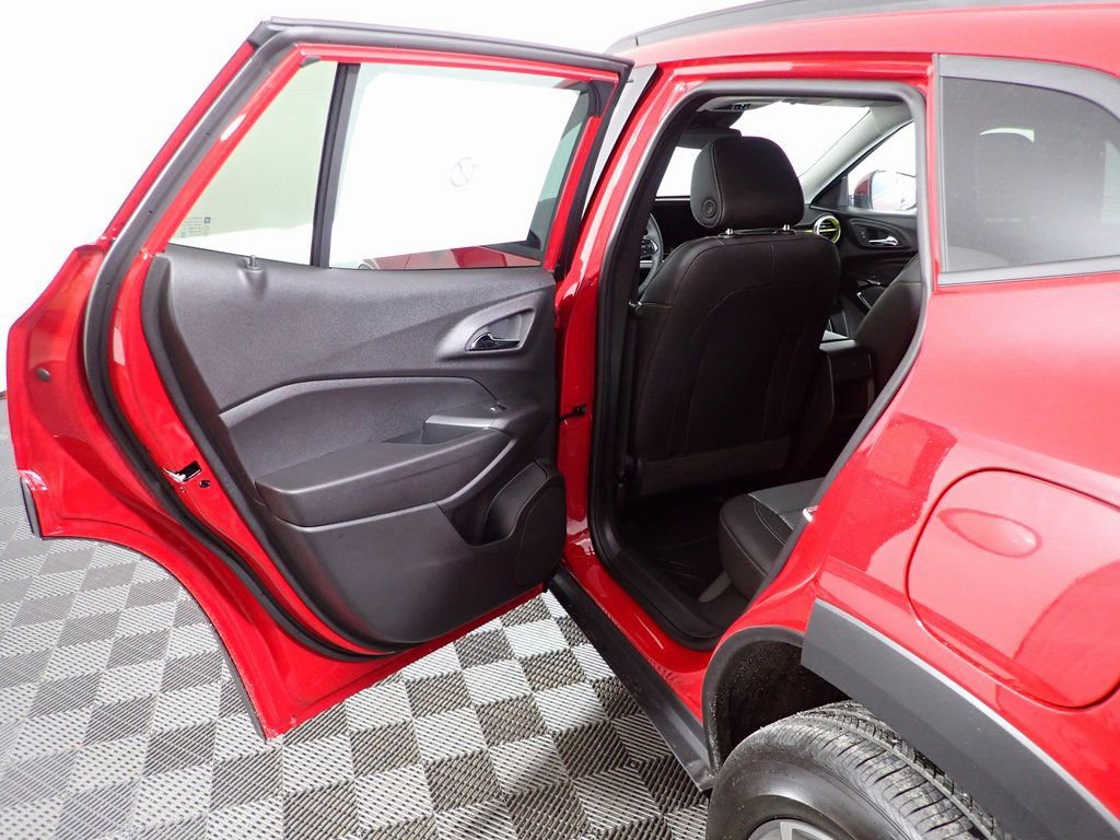 New 2026 Chevrolet Trax LT w/ LT Convenience Package image 26