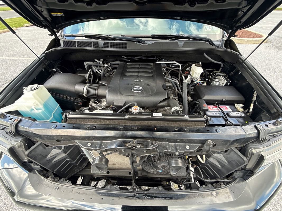 Used 2021 Toyota Sequoia Platinum AWD/4WD image 38