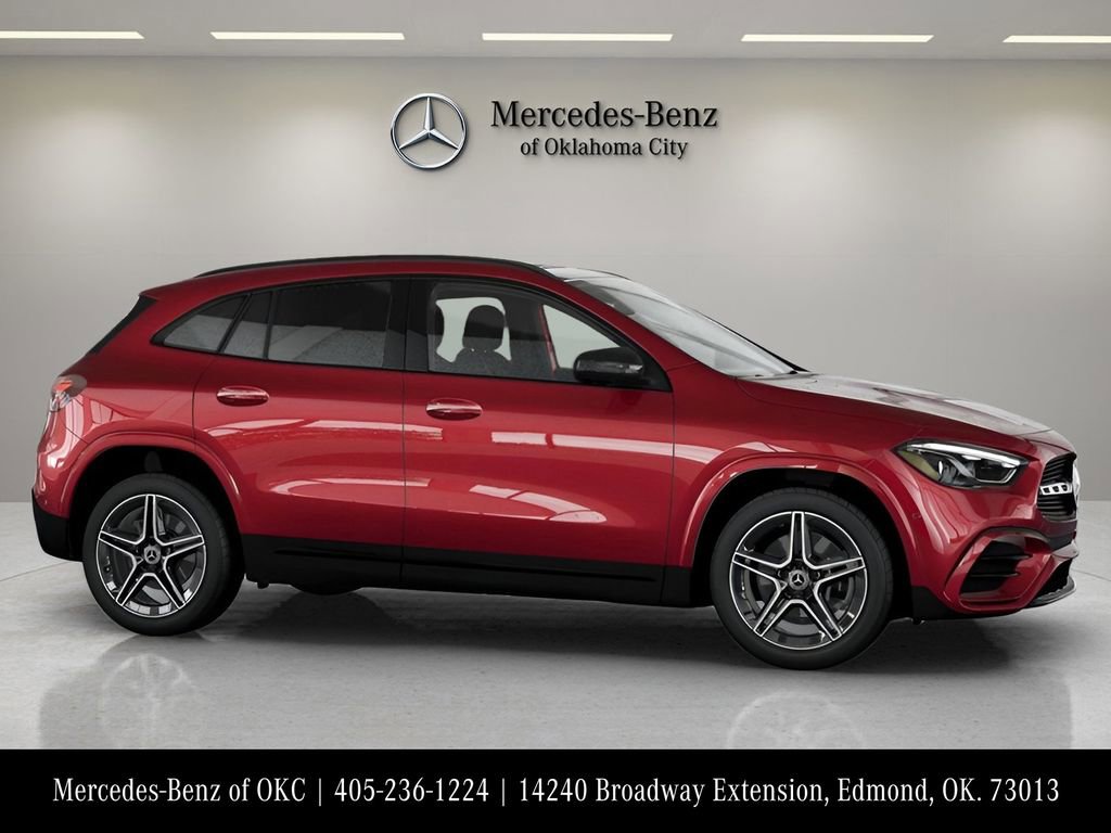 Used 2025 Mercedes-Benz GLA 250 4MATIC image 13