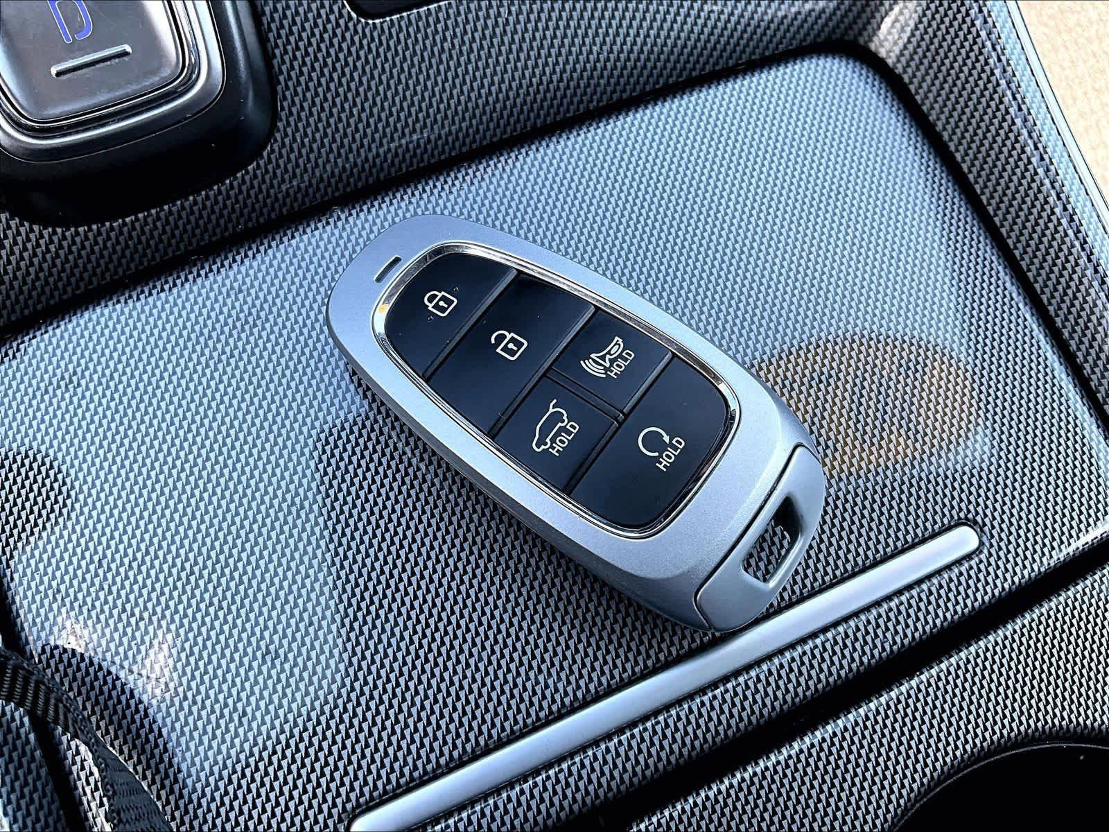 Used 2023 Hyundai Santa Fe SEL w/ Cargo Package AWD/4WD image 29
