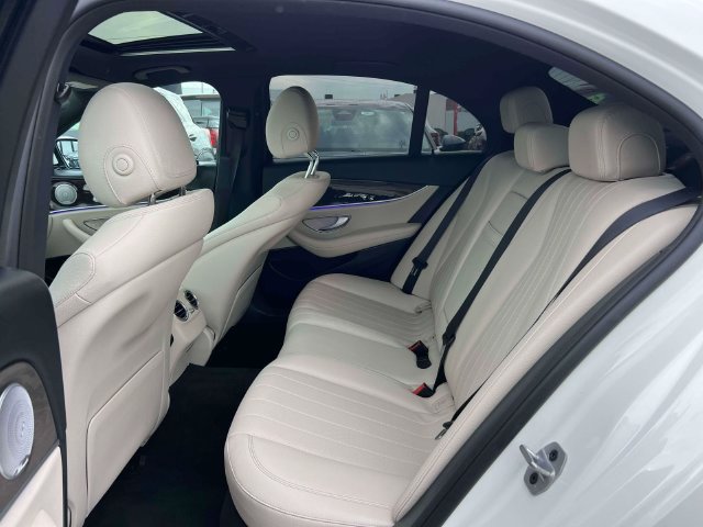 Used 2020 Mercedes-Benz E 350 Sedan image 12