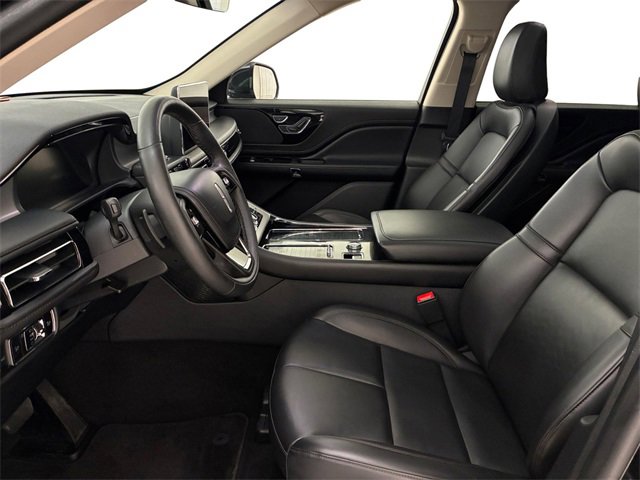 Used 2023 Lincoln Aviator AWD w/ Premium Package image 12