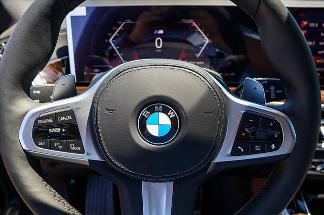 New 2026 BMW X5 xDrive40i w/ M Sport Package AWD/4WD image 14