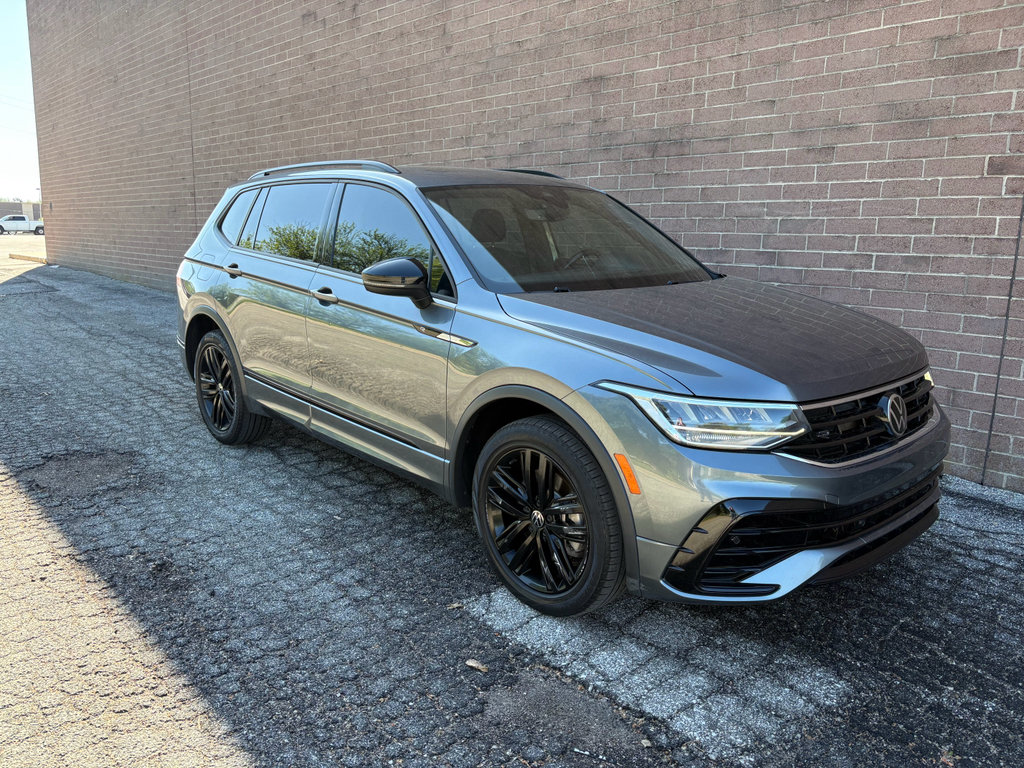 Used 2022 Volkswagen Tiguan SE R-Line AWD/4WD image 7