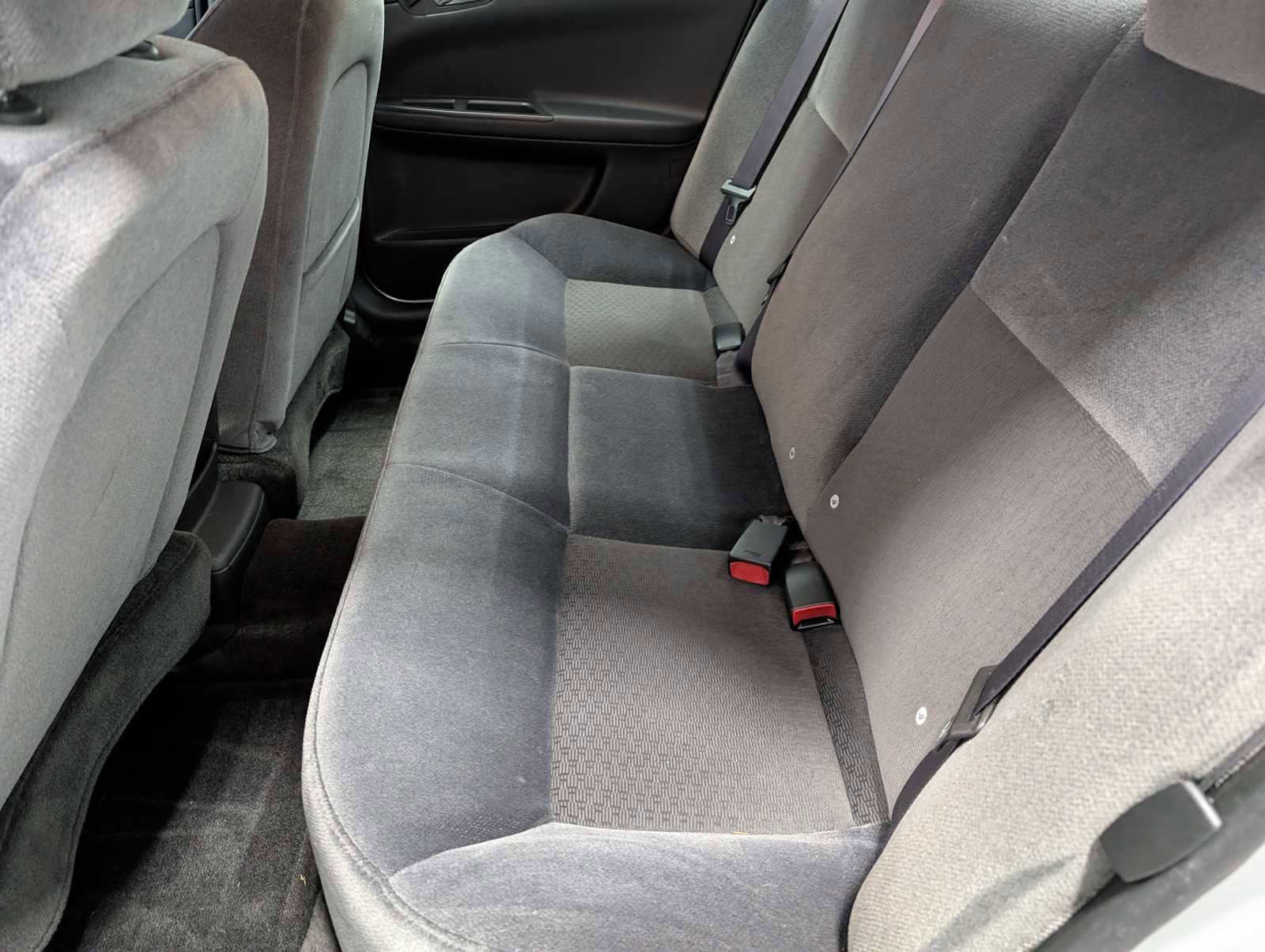 Used 2014 Chevrolet Impala LT image 22