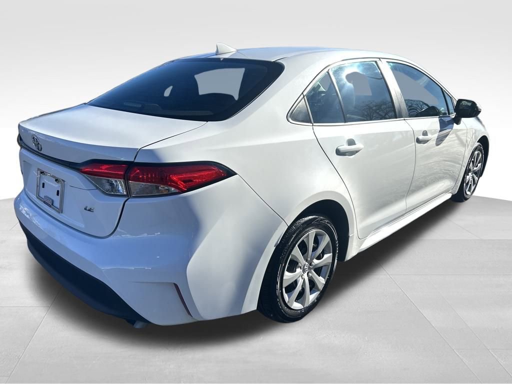 Certified 2024 Toyota Corolla LE image 5