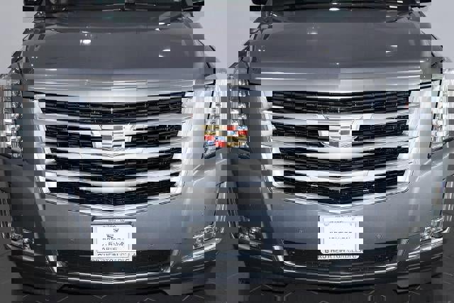 Used 2019 Cadillac Escalade ESV Premium Luxury image 9