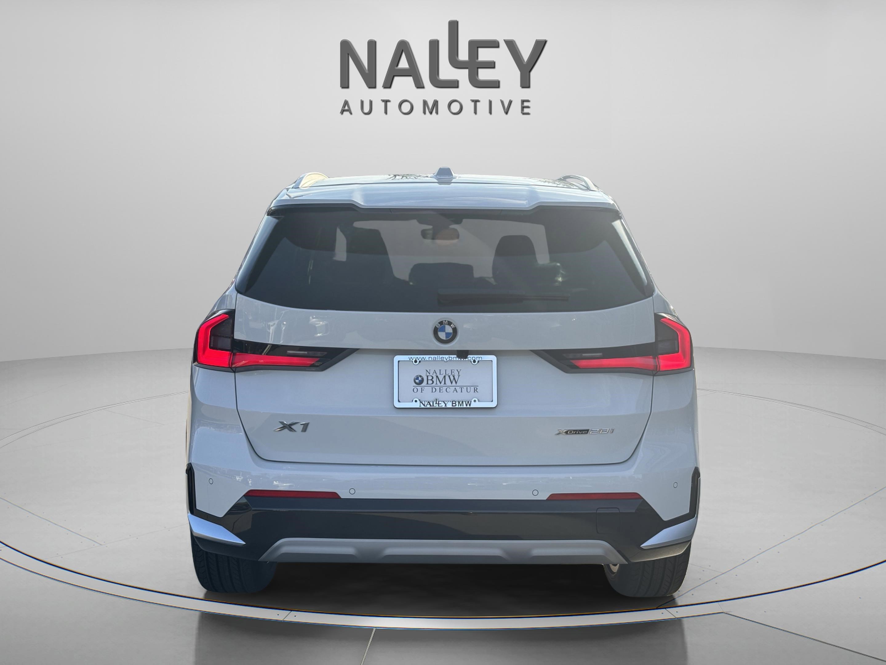 Used 2026 BMW X1 xDrive28i w/ Technology Package image 4