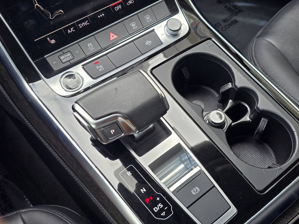 Used 2023 Audi Q7 3.0T Premium Plus AWD/4WD image 28